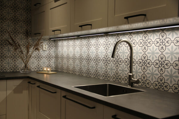 Scanled PRO 9, L548mm, 9W, 550lm, 3000K, DIM - Bild 4