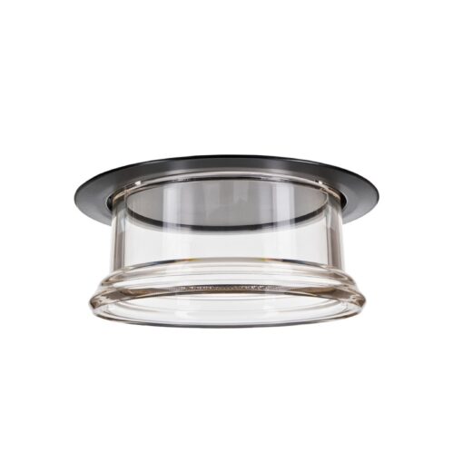 Concord Equinox är elegant, originell, modern downlight som monteras i undertak med en unik justerbar glaskropp som ger en fin haloeffekt.